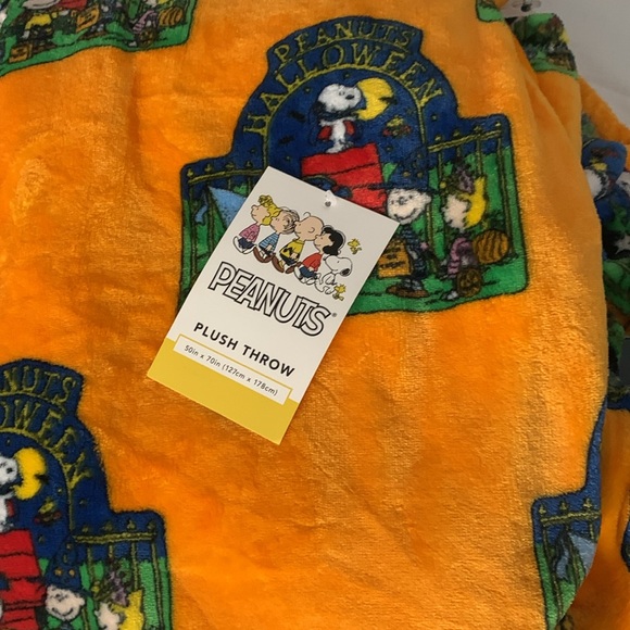 New Two set of Blanket Charlie Brown - Picture 3 of 5